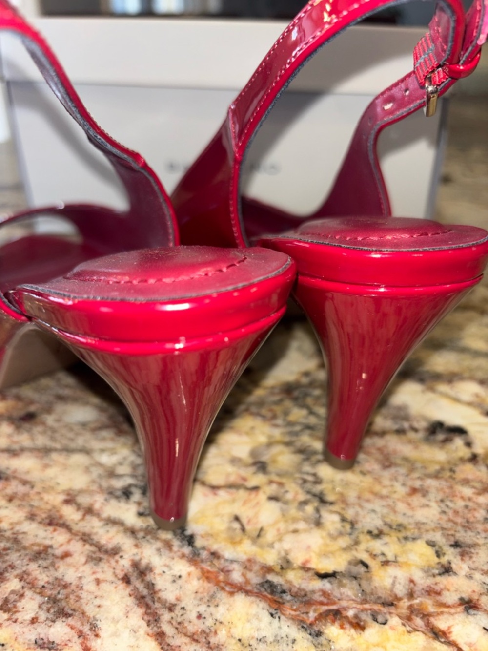 Bandolino Red Patent Slingback Peep-Toe Heels 👠 NIB - Picture 7 of 9